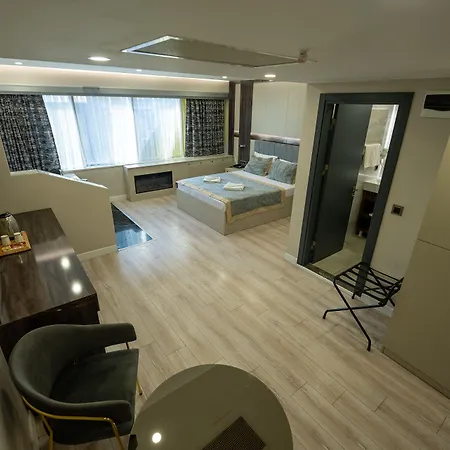 Otel Meros *