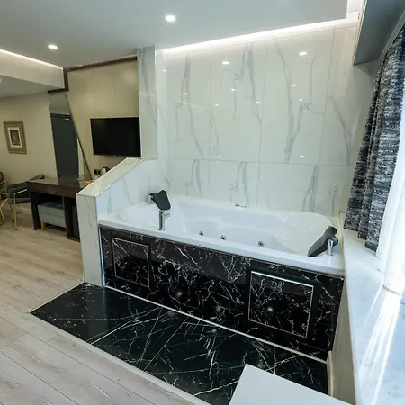 Hotel Meros Istanbul